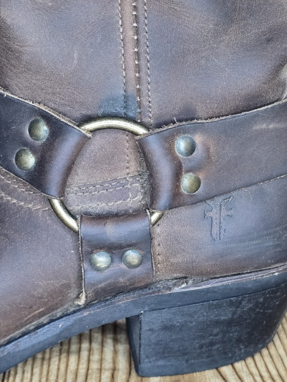 Women's Frye Brown Leather Harness Square Toe Boots Size 7.5 - Picture 4 of 16